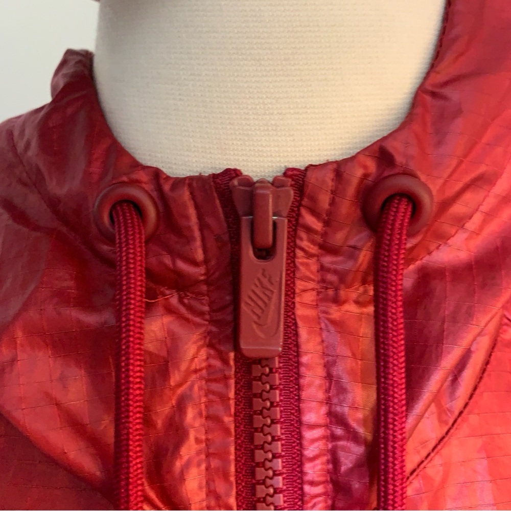 Nike Red and Burgundy Windbreaker Jacket - Picture 4 of 10